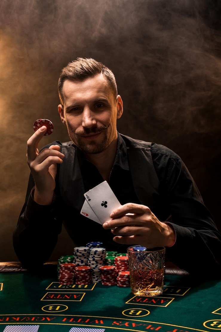 Penggemar sepak bola dan casino mengikuti aturan Terms and Conditions di sedanghoki